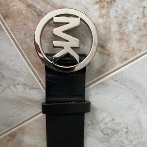 Micheal kors belt